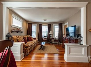 52 Fairlawn Ave, Woonsocket, RI 02895