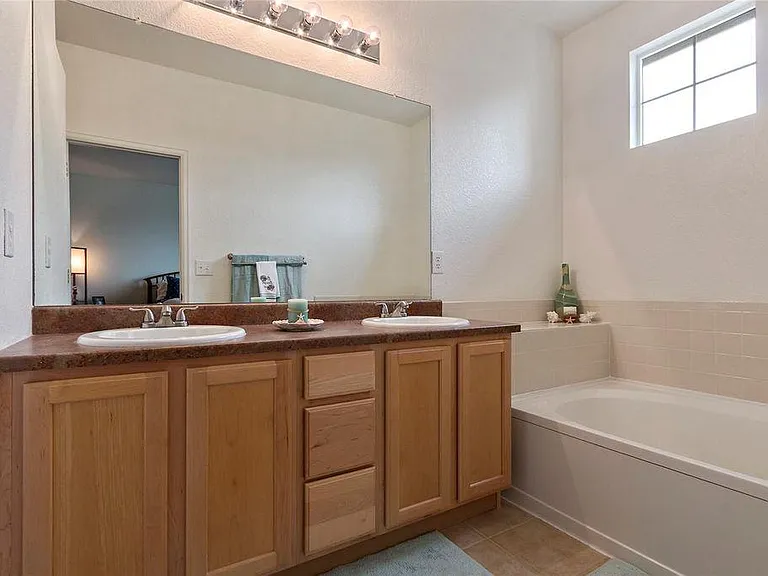 7223 S Laredo St — Photo 7