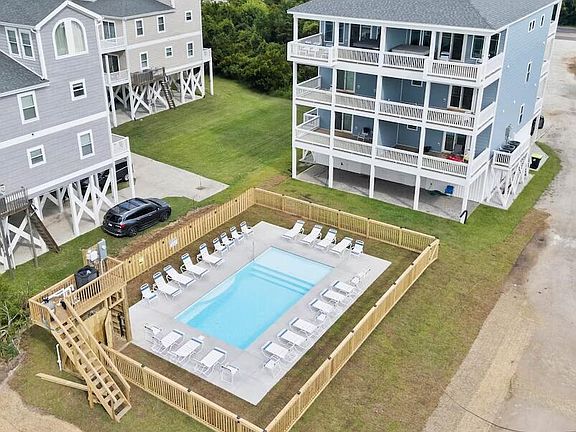 3rd image of 2083 New River Inlet Road #A