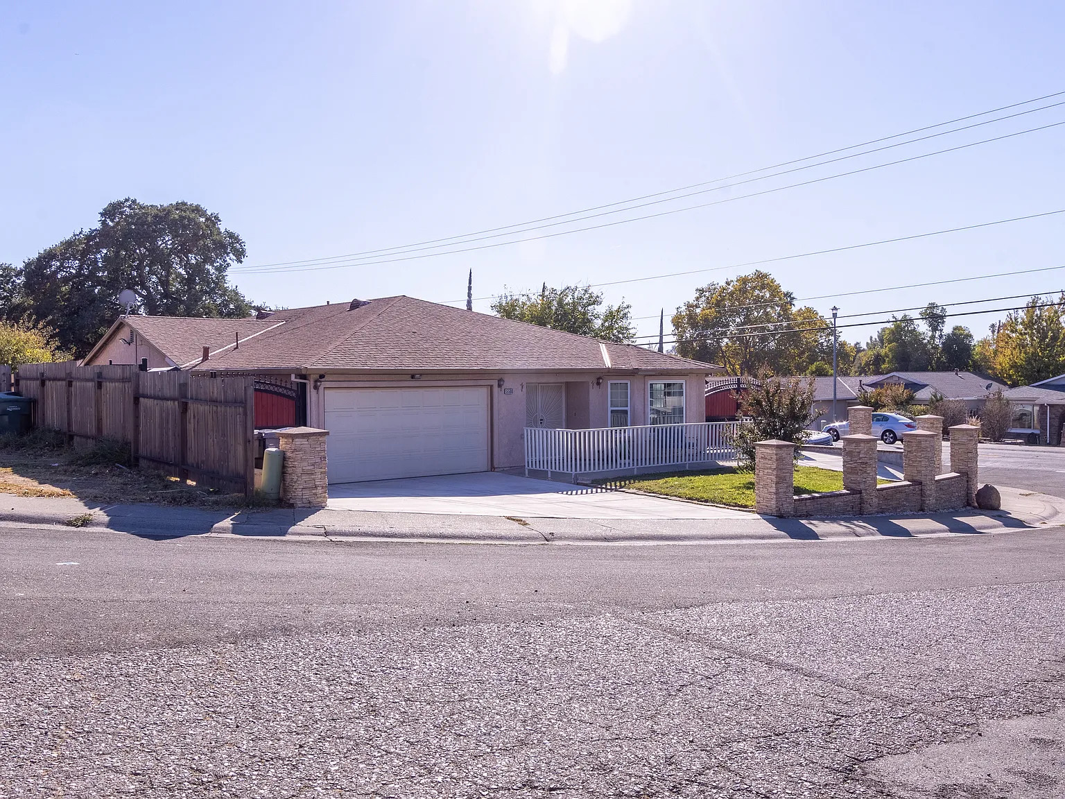5500 Sunset Oak Ct — Photo 2