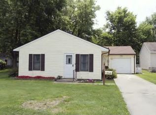 323 E Hillshire Rd, Decatur, IL 62521