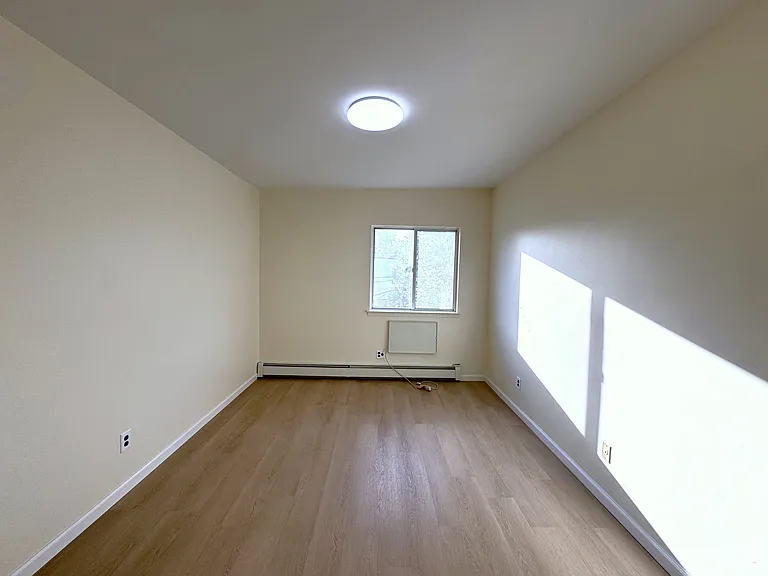 1285 Putnam Ave #1 — Photo 13