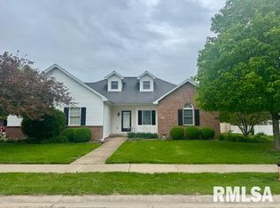 4436 Venetian Dr, Springfield, IL 62703