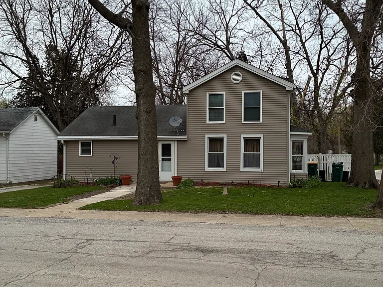 203 N Mitchell St — Photo 5