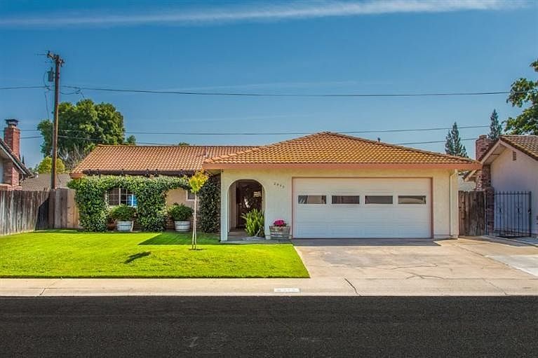 1st image of 2443 Rebecca Way