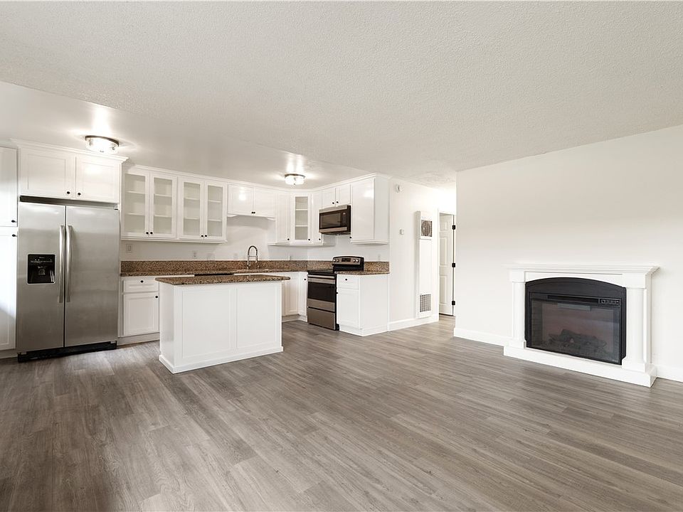 1st image of 3365 Santa Fe Ave APT 20