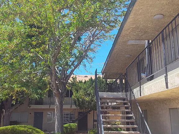 3rd image of 14451-81 Lapaz Dr