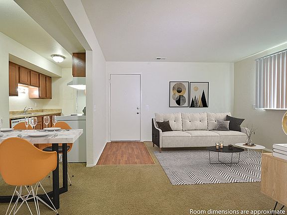 5th image of 1420 Perry Rd #532