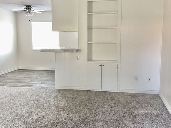 4th image of 390 S Mollison Ave #22
