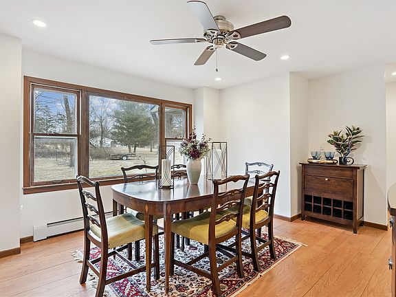 5th image of 600 Carlton Rd