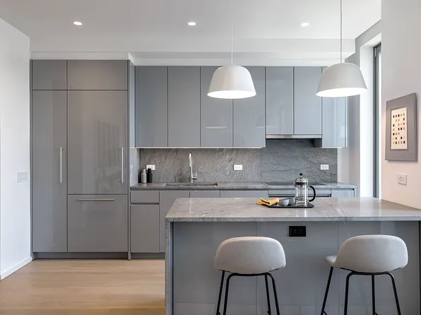 8 S 4th St #10C, Brooklyn, NY 11249