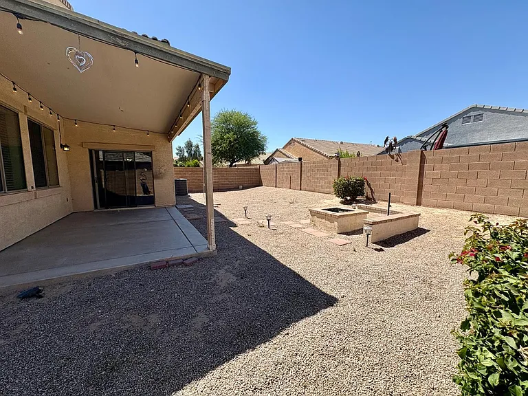 16126 W Meade Ln — Photo 39