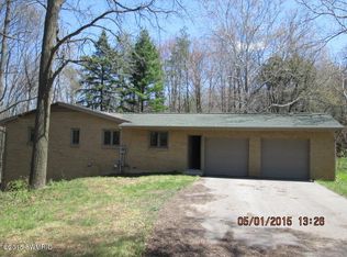 2100 Brookhaven Dr SE, Ada, MI 49301