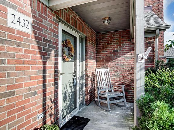 3rd image of 2432 Eagles Nest Way
