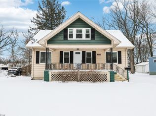 4113 W 204th St, Fairview Park, OH