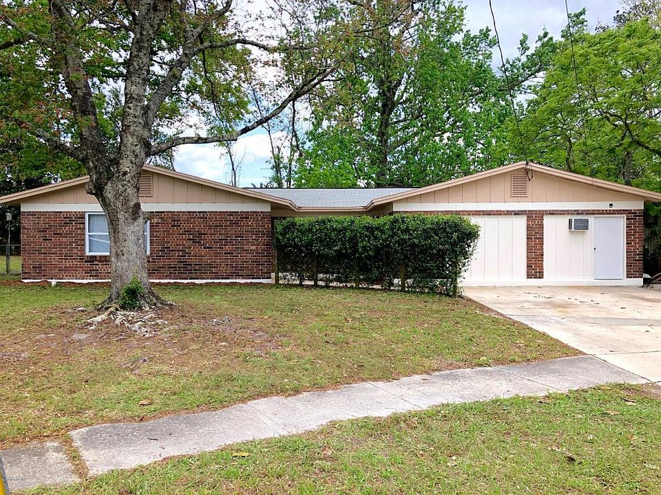 1st image of 556 Coppitt Dr S
