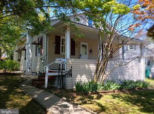821 Magnolia Ave, Croydon, PA 19021