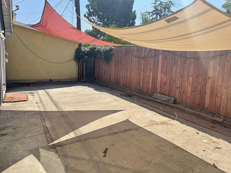 5744 Aldama St — Photo 13