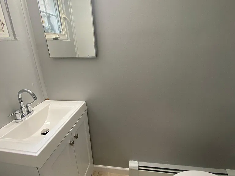 25 Newport Ave — Photo 13