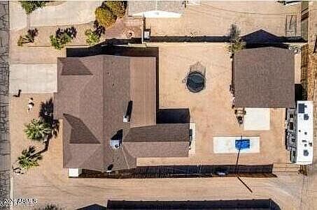 3rd image of 2031 S CACTUS Road
