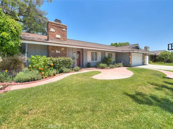 1517 E 19th St, Santa Ana, CA 92705