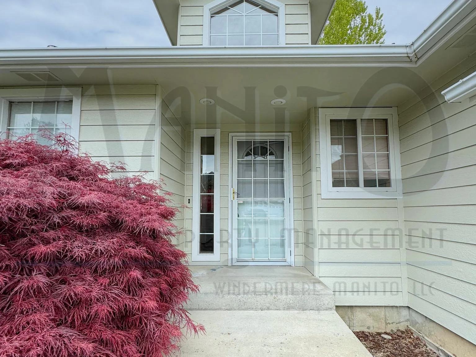 4 bed, 2754 sqft, $2,700 — Photo 2