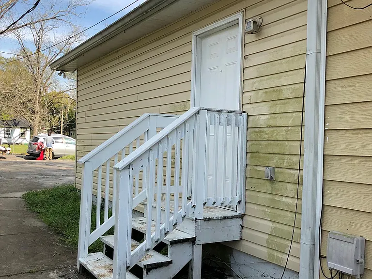 1724 Keith St — Photo 3
