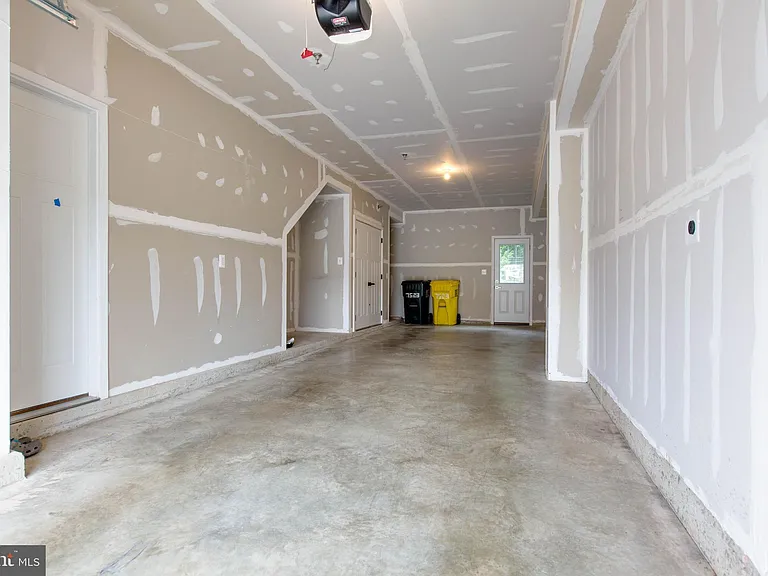 7523 Bharat Way — Photo 39