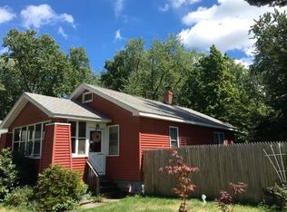 20 Viola St, Springfield, MA 01109