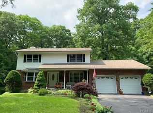 14 Barbara Ct, Newburgh, NY 12550