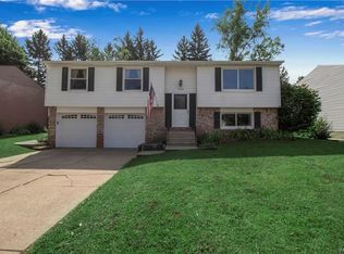 158 Oakhill Dr, Hamburg, NY 14075