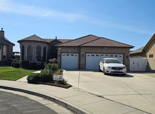 247 Dani Rose Ln, Bakersfield, CA 93308