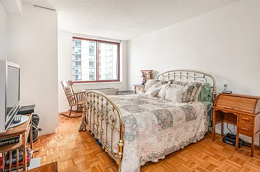Sold by Modern Spaces