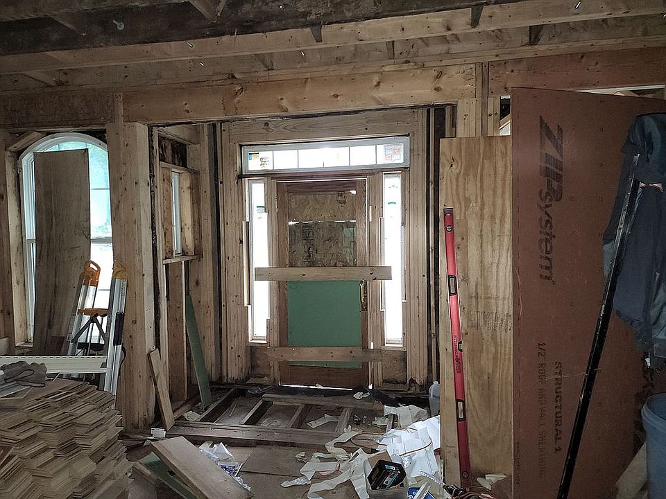 2nd image of 1001 20th Ave