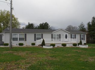 7671 Moake School Rd, Marion, IL 62959