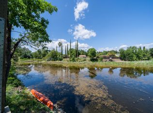 3182 Island Dr, Redding, CA 96001