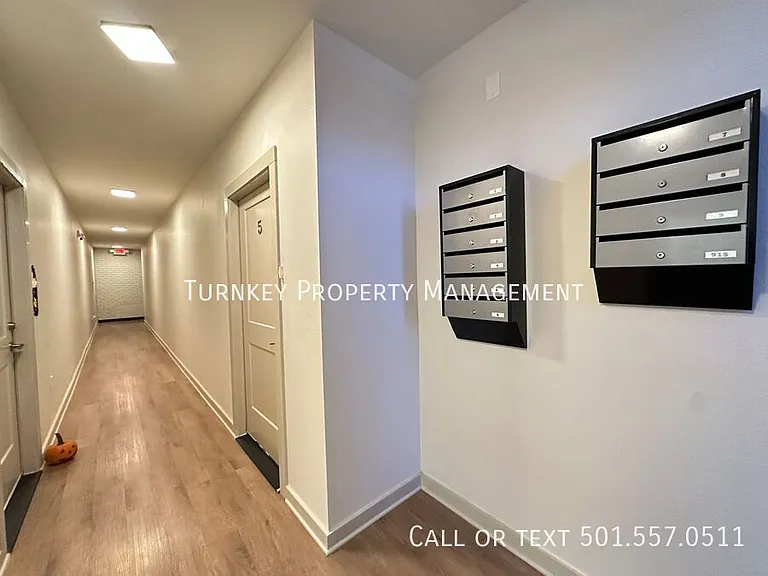 915 North St #5 — Photo 4