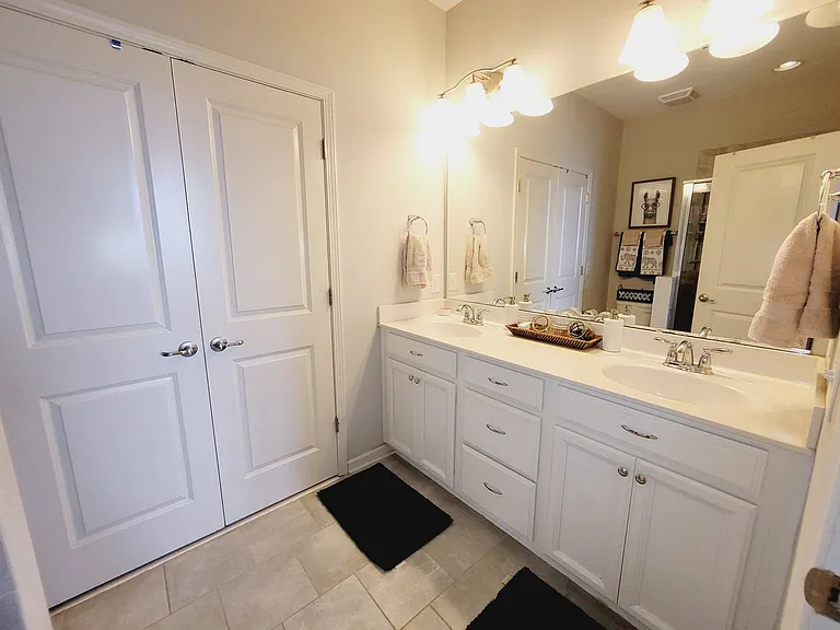 101 Prairie View Ct — Photo 11