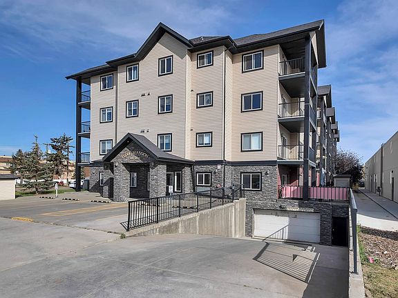5th image of 4415 48th St #411