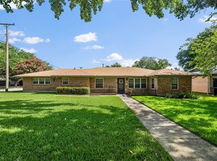 807 E Worth St, Grapevine, TX 76051