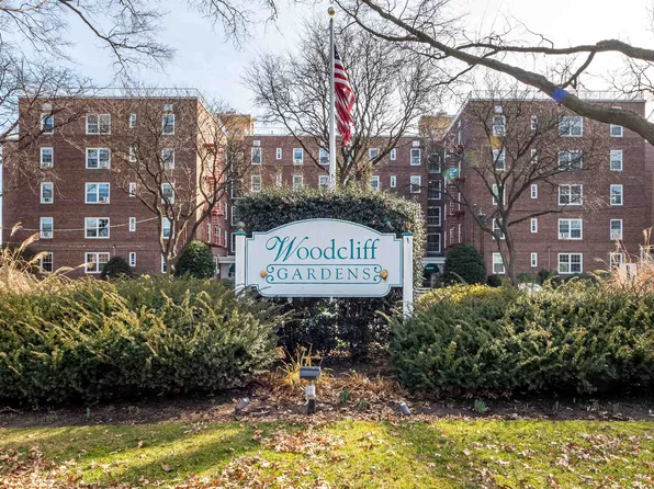 8350 Boulevard East #1-A, North Bergen, NJ 07047