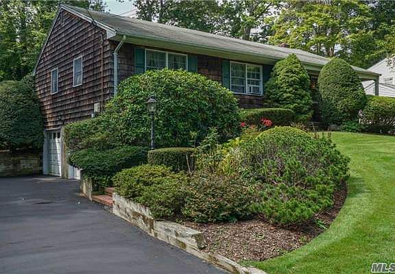 2nd image of 102 Norton Dr