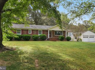 139 Folly Neck Rd, Warsaw, VA 22572