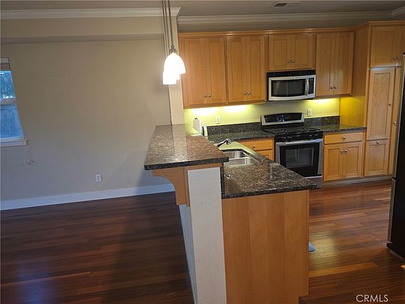 5th image of 2184 Nord Ave
