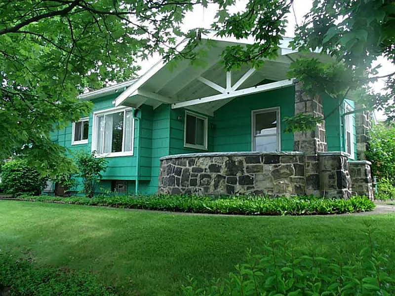 201 Arlington Ave photo 1