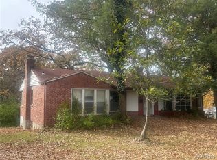 10080 Lakeside Dr, Saint Louis, MO 63123