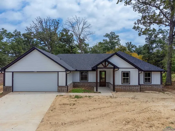 2206 N 4th St, Longview, TX 75605