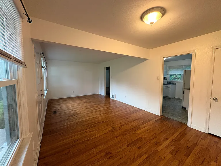 630 Saint Brendan Ln — Photo 3