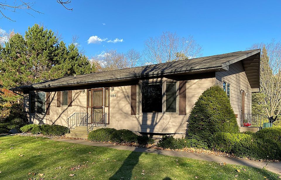 1st image of 404 Dairyland Ave