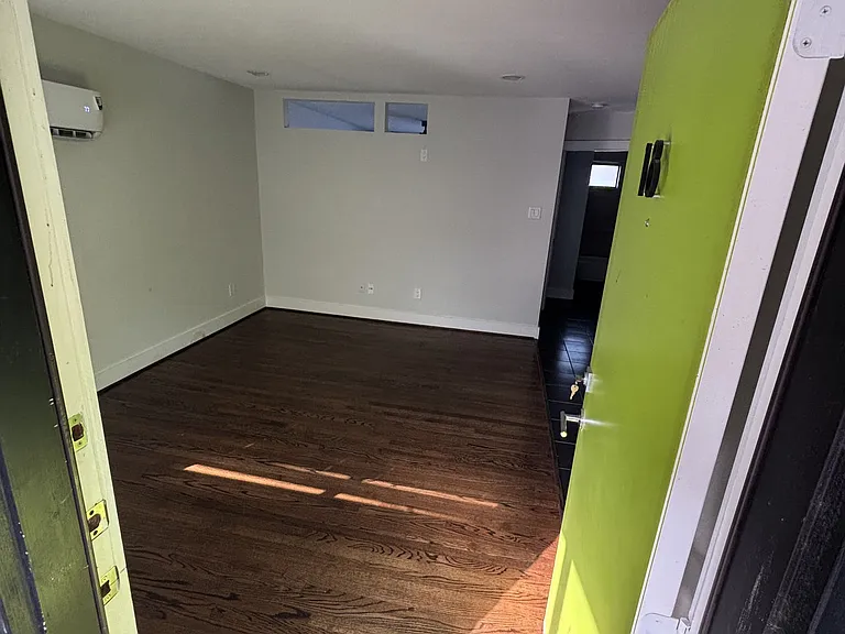 Jackson Apartments — Photo 13